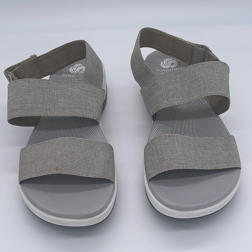 Clarks Women’s Cloudstepper Sandals